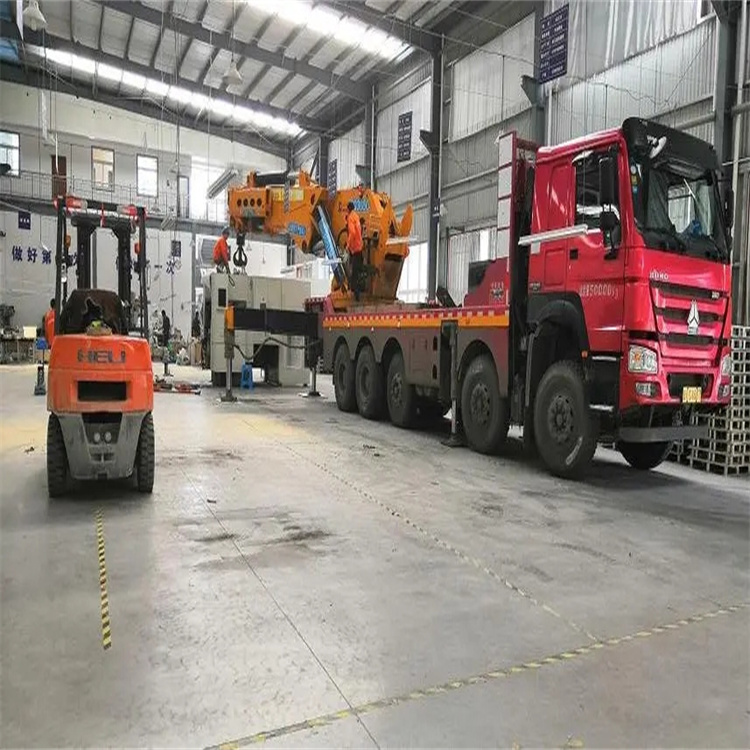 惠来浅谈吊车出租是如何预防零部件腐蚀的