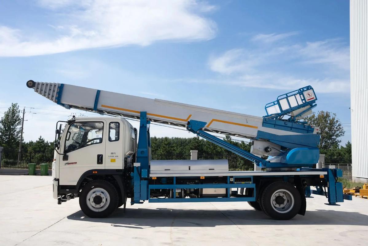 惠来云梯上料车租赁费用