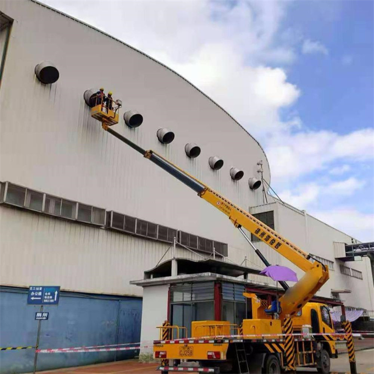 惠来高空作业车出租服务：专业广告牌安装解决方案